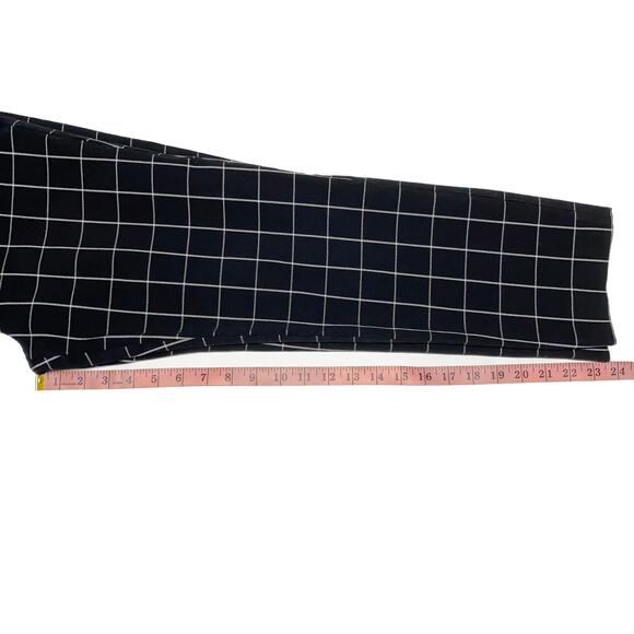 Talbot's Chatham Ankle Pant Black White Windowpane Plaid Size 8 - Picture 10 of 11